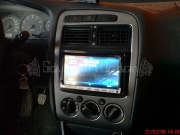 avensis-7